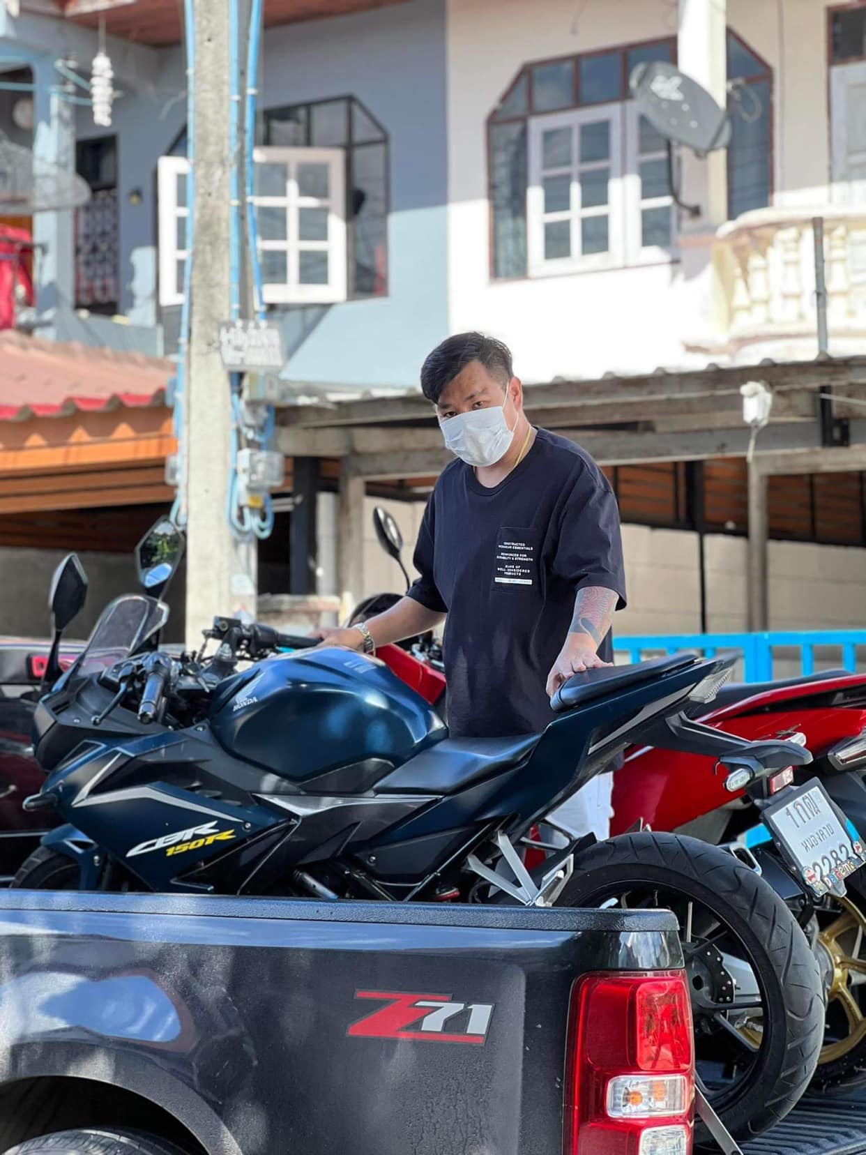 รับซื้อรถมอเตอร์ไซค์ประชาอุทิศ